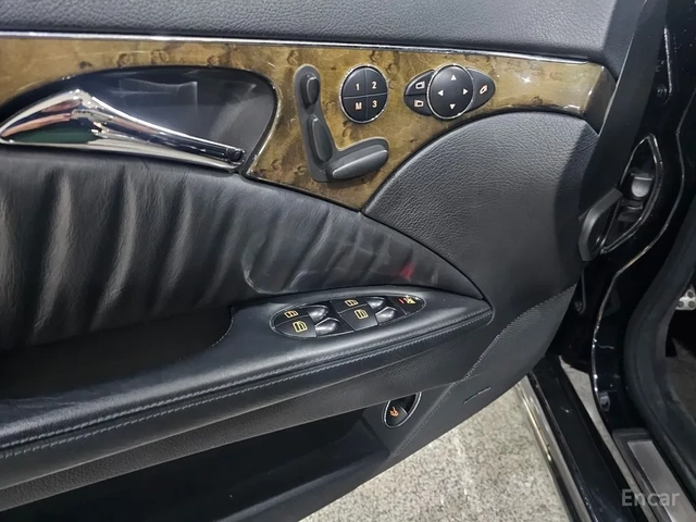 Mercedes-Benz E 63 AMG W211 - автомобили, коли, обяви за нови и употребявани 12