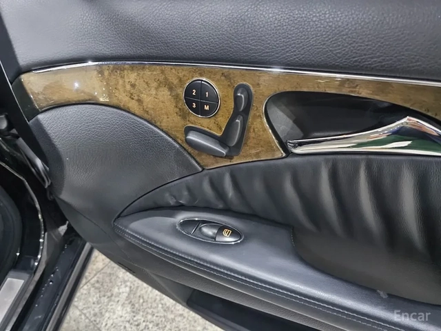Mercedes-Benz E 63 AMG W211 - автомобили, коли, обяви за нови и употребявани 13
