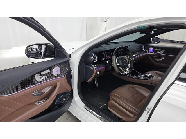 Mercedes-Benz E 63 AMG 4MATIC+ * МАСАЖИ* КОЖА* 360* НАВИ* HUB* ПОДГРЕВ* О - автомобили, коли, обяви за нови и употребявани 8