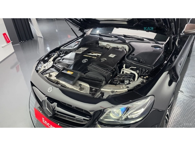 Mercedes-Benz E 63 AMG 4MATIC+ * КОЖА* ОБДУХВ* ПАНО* НАВИ* МАСАЖИ - автомобили, коли, обяви за нови и употребявани 5