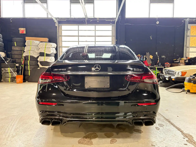 Mercedes-Benz E-Class AMG E 63 S 4MATIC+ Sedan*XTREMELY LOW KMS*11 DEALER SERVICE RECS*850 HP!* All Wheel Drive - автомобили, коли, обяви за нови и употребявани 4