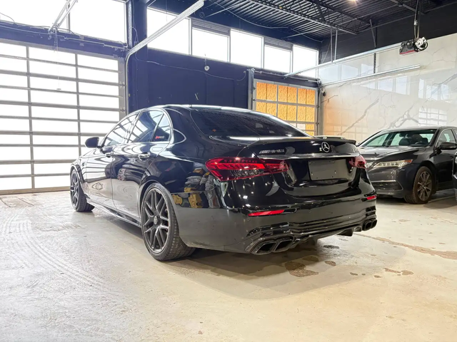 Mercedes-Benz E-Class AMG E 63 S 4MATIC+ Sedan*XTREMELY LOW KMS*11 DEALER SERVICE RECS*850 HP!* All Wheel Drive - автомобили, коли, обяви за нови и употребявани 6