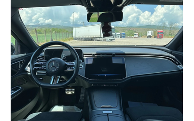 mercedes-benz-e-e-200-amg-line - 5