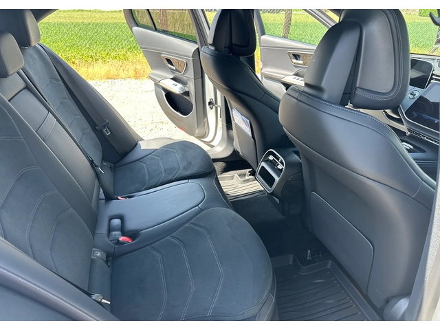 Mercedes-Benz E E 200 AMG-Line - автомобили, коли, обяви за нови и употребявани 7