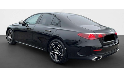 mercedes-benz-e-e-200-amg-line - 3