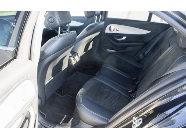 Mercedes-Benz E E 220d 4Matic AMG Line - автомобили, коли, обяви за нови и употребявани 10