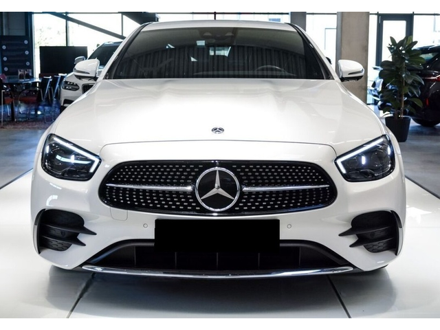 Mercedes-Benz E E 220d 4Matic AMG Line - автомобили, коли, обяви за нови и употребявани 1