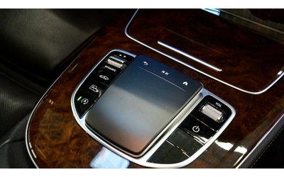 Mercedes-Benz E E 220d 4Matic AMG Line - автомобили, коли, обяви за нови и употребявани 9