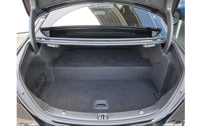 Mercedes-Benz E E 300e 4Matic AMG Line - автомобили, коли, обяви за нови и употребявани 11