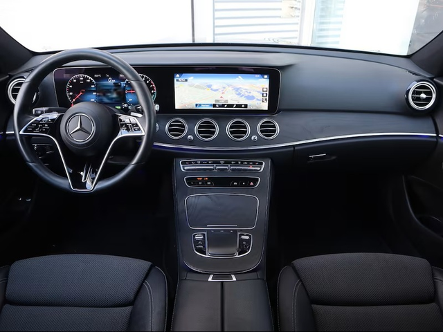 Mercedes-Benz E E 300e 4Matic AMG Line - автомобили, коли, обяви за нови и употребявани 4