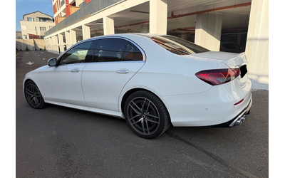 mercedes-benz-e-e-53-amg-4matic - 3