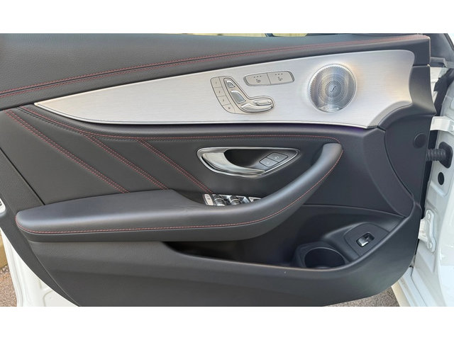 Mercedes-Benz E E 53 AMG 4Matic+ - автомобили, коли, обяви за нови и употребявани 9