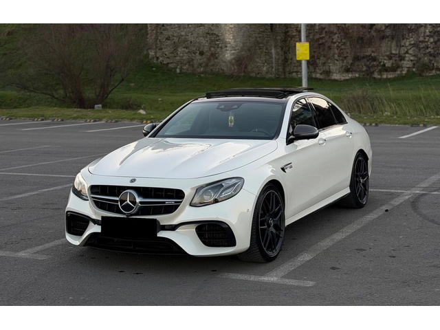 Mercedes-Benz E E 63S AMG 4Matic+ - автомобили, коли, обяви за нови и употребявани 3