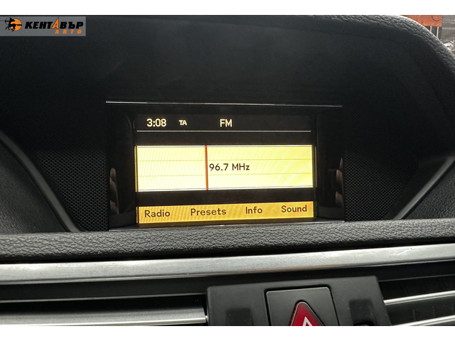 Mercedes-Benz E200 2.2d 136 к.с. - автомобили, коли, обяви за нови и употребявани 14