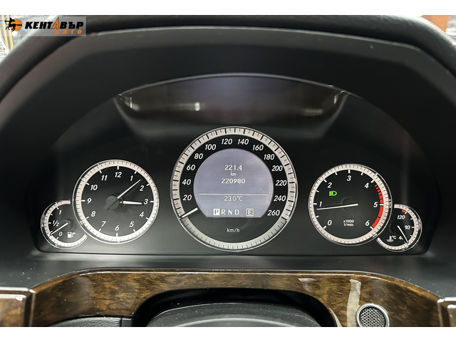 Mercedes-Benz E200 2.2d 136 к.с. - автомобили, коли, обяви за нови и употребявани 15