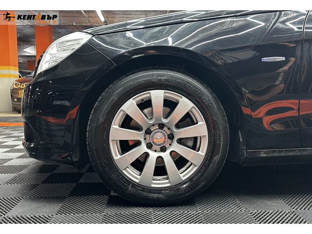 Mercedes-Benz E200 2.2d 136 к.с. - автомобили, коли, обяви за нови и употребявани 5