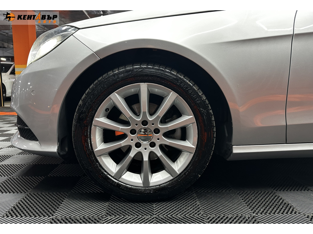 Mercedes-Benz E220 2.2d 170 к.с. - автомобили, коли, обяви за нови и употребявани 6