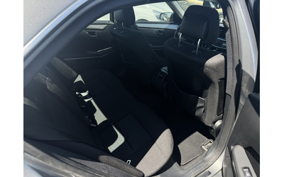 Mercedes-Benz E220 - автомобили, коли, обяви за нови и употребявани 11