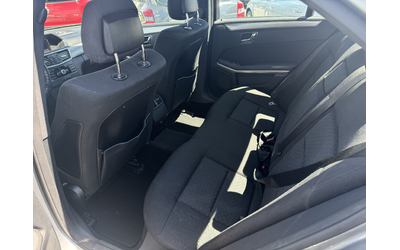 Mercedes-Benz E220 - автомобили, коли, обяви за нови и употребявани 12