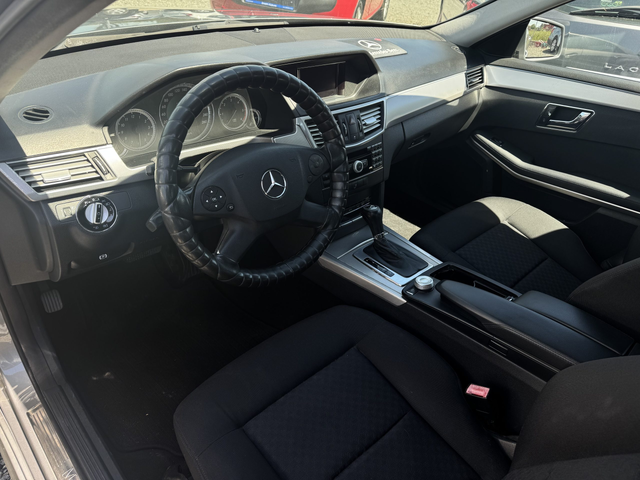 Mercedes-Benz E220 - автомобили, коли, обяви за нови и употребявани 7
