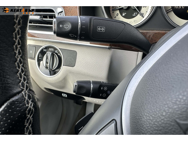 Mercedes-Benz E250 2.2d 204к.с./ГАРАНЦИЯ ОТ КЕНТАВЪР - автомобили, коли, обяви за нови и употребявани 12