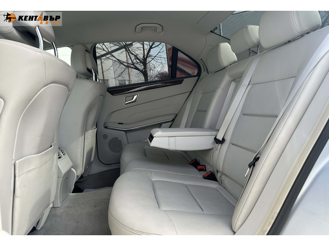 Mercedes-Benz E250 2.2d 204к.с./ГАРАНЦИЯ ОТ КЕНТАВЪР - автомобили, коли, обяви за нови и употребявани 8
