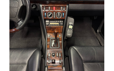Mercedes-Benz E320 Cabriolet - автомобили, коли, обяви за нови и употребявани 12