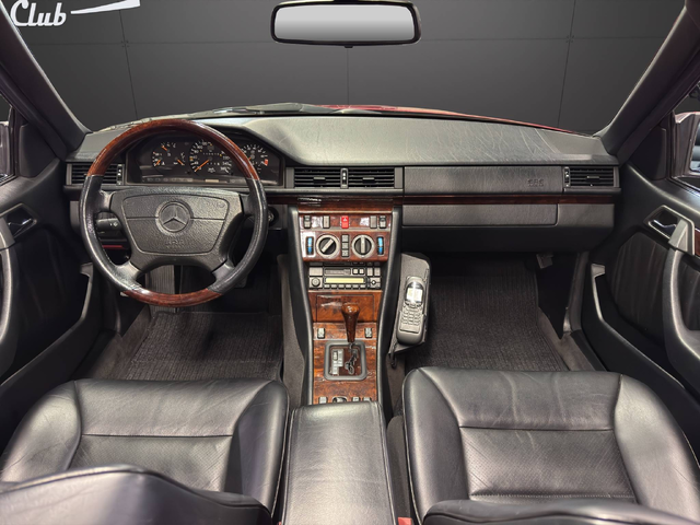 Mercedes-Benz E320 Cabriolet - автомобили, коли, обяви за нови и употребявани 9