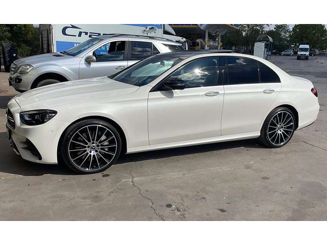 Mercedes-Benz E400 E400 - автомобили, коли, обяви за нови и употребявани 4