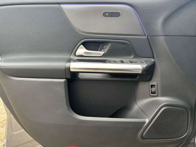 Mercedes-Benz EQA EQA - автомобили, коли, обяви за нови и употребявани 5