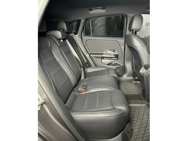 Mercedes-Benz EQA 250 AMG* Memory - автомобили, коли, обяви за нови и употребявани 10