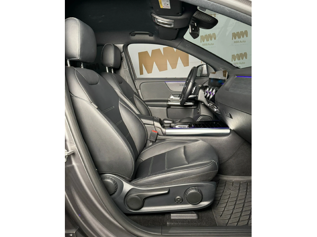 Mercedes-Benz EQA 250 AMG* Memory - автомобили, коли, обяви за нови и употребявани 8