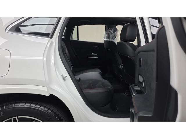 Mercedes-Benz EQA EQA250 AMG Line - автомобили, коли, обяви за нови и употребявани 5
