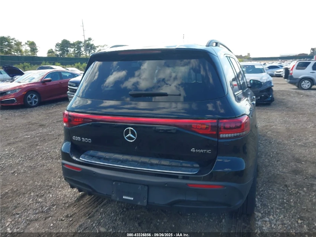 Mercedes-Benz EQB 300 / 4MATIC - автомобили, коли, обяви за нови и употребявани 4