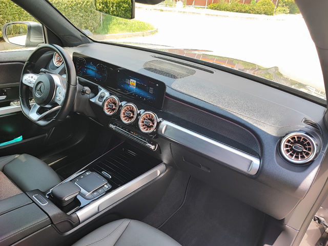 Mercedes-Benz EQB 300 4MATIC AMG FACELIFT - автомобили, коли, обяви за нови и употребявани 10