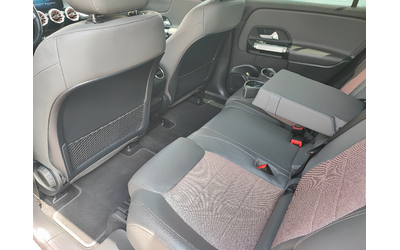 Mercedes-Benz EQB 300 4MATIC AMG FACELIFT - автомобили, коли, обяви за нови и употребявани 13