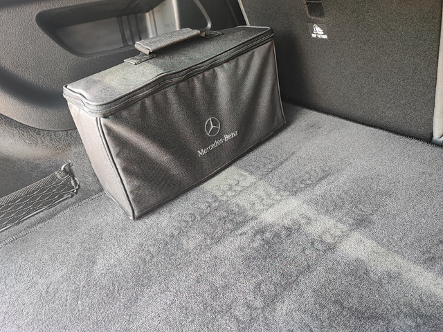 Mercedes-Benz EQB 300 4MATIC AMG FACELIFT - автомобили, коли, обяви за нови и употребявани 16