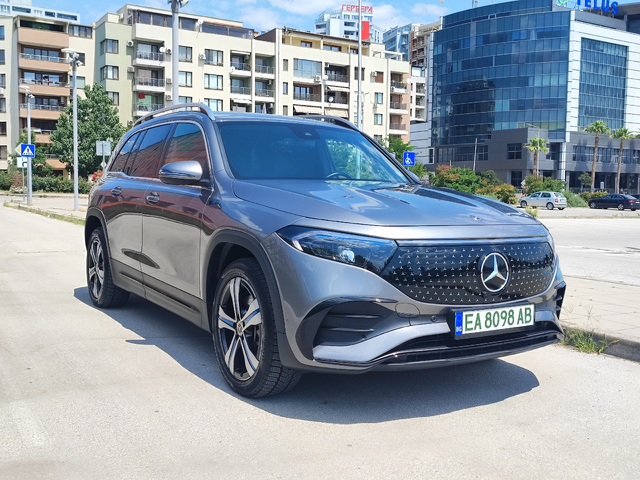 Mercedes-Benz EQB 300 4MATIC AMG FACELIFT - автомобили, коли, обяви за нови и употребявани 7
