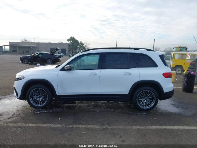 Mercedes-Benz EQB 250 SUV - автомобили, коли, обяви за нови и употребявани 6