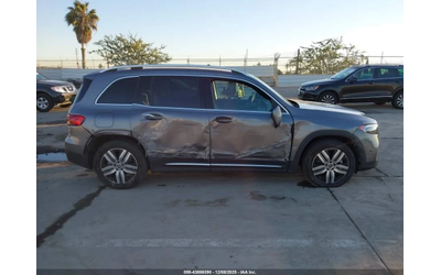 Mercedes-Benz EQB - автомобили, коли, обяви за нови и употребявани 11