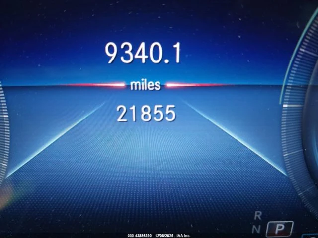 Mercedes-Benz EQB - автомобили, коли, обяви за нови и употребявани 13