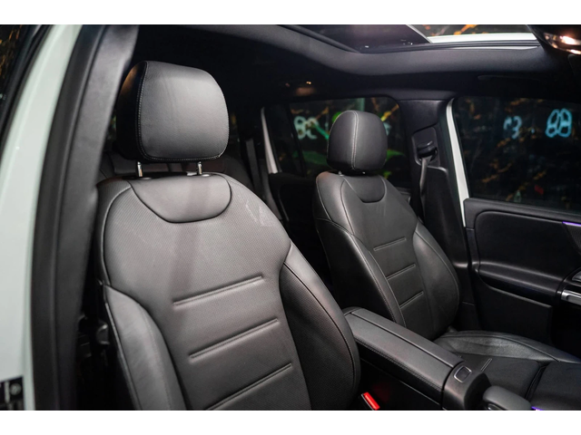 Mercedes-Benz EQB 300 4MATIC BURMEISTER ПАНОРАМА 360 ЛИЗИНГ 100% - автомобили, коли, обяви за нови и употребявани 11