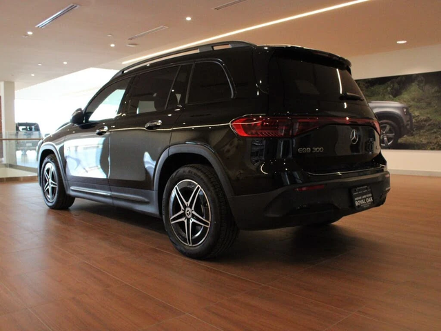 Mercedes-Benz EQB 2024 4 MATIC - автомобили, коли, обяви за нови и употребявани 4