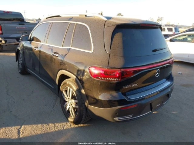 Mercedes-Benz EQB 4MATIC* КОжа* Подгрев* Обдухване* ФИКСИРАНА ЦЕНА - автомобили, коли, обяви за нови и употребявани 2