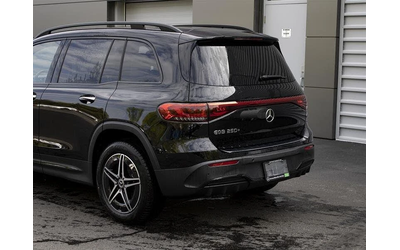 mercedes-benz-eqb - 2