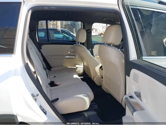 Mercedes-Benz EQB 300 / 4MATIC - автомобили, коли, обяви за нови и употребявани 8