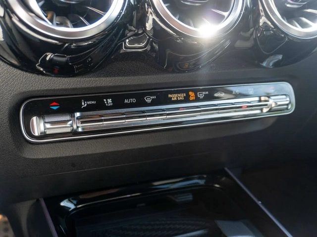 Mercedes-Benz EQB 350* 4MATIC* AMG* ПОДГРЕВ* 360* HUD* PANO* - автомобили, коли, обяви за нови и употребявани 13
