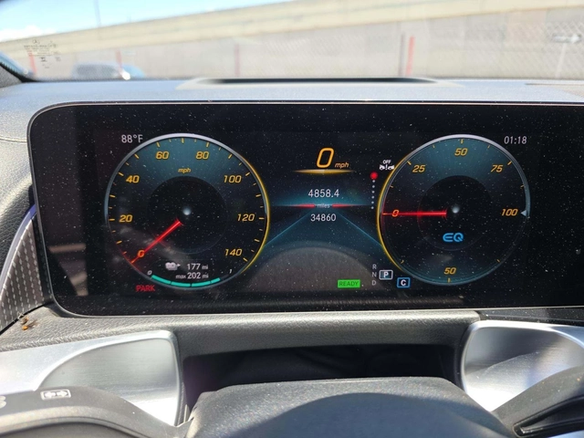 Mercedes-Benz EQB FWD / AMG Line / Pinnacle / Burmester / HUD / Pano - автомобили, коли, обяви за нови и употребявани 6