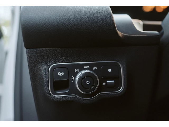 Mercedes-Benz EQB EQB 350 4MATIC - автомобили, коли, обяви за нови и употребявани 3