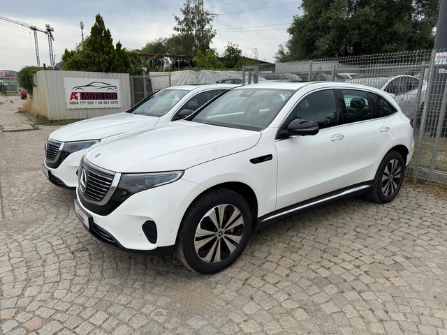 Mercedes-Benz EQC 400/AMG styling/4MATIC/HeadUP/NAVI/PANO/Full !!! - автомобили, коли, обяви за нови и употребявани 4